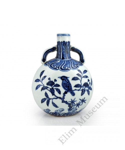 1435 A B&W Ming Xuan-De flask vase with  bird and flower